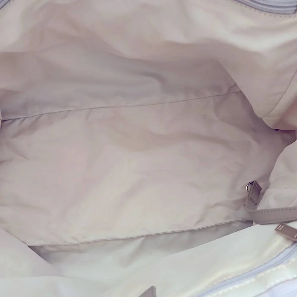 ❤️Authentic CHANEL Tote❤️ - Picture 11 of 16